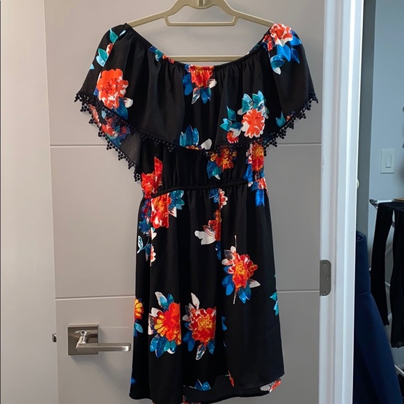 Design Lab Dress - Picture 4 of 4